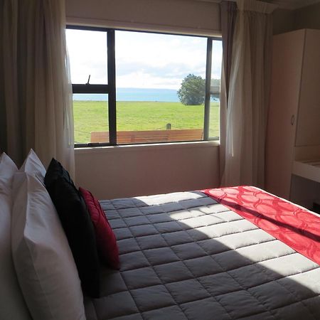 Harbour View Motel On Ahuriri Beach In Napier Nz With Sea View Suites Oda fotoğraf