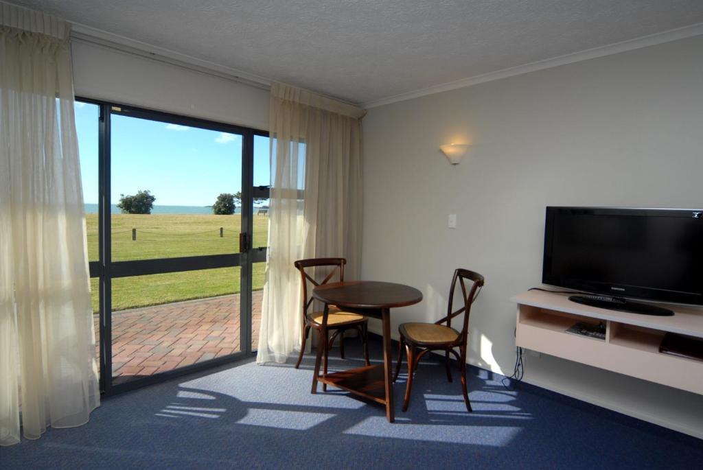 Harbour View Motel On Ahuriri Beach In Napier Nz With Sea View Suites Oda fotoğraf