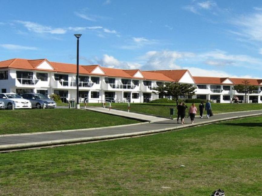 Harbour View Motel On Ahuriri Beach In Napier Nz With Sea View Suites Dış mekan fotoğraf