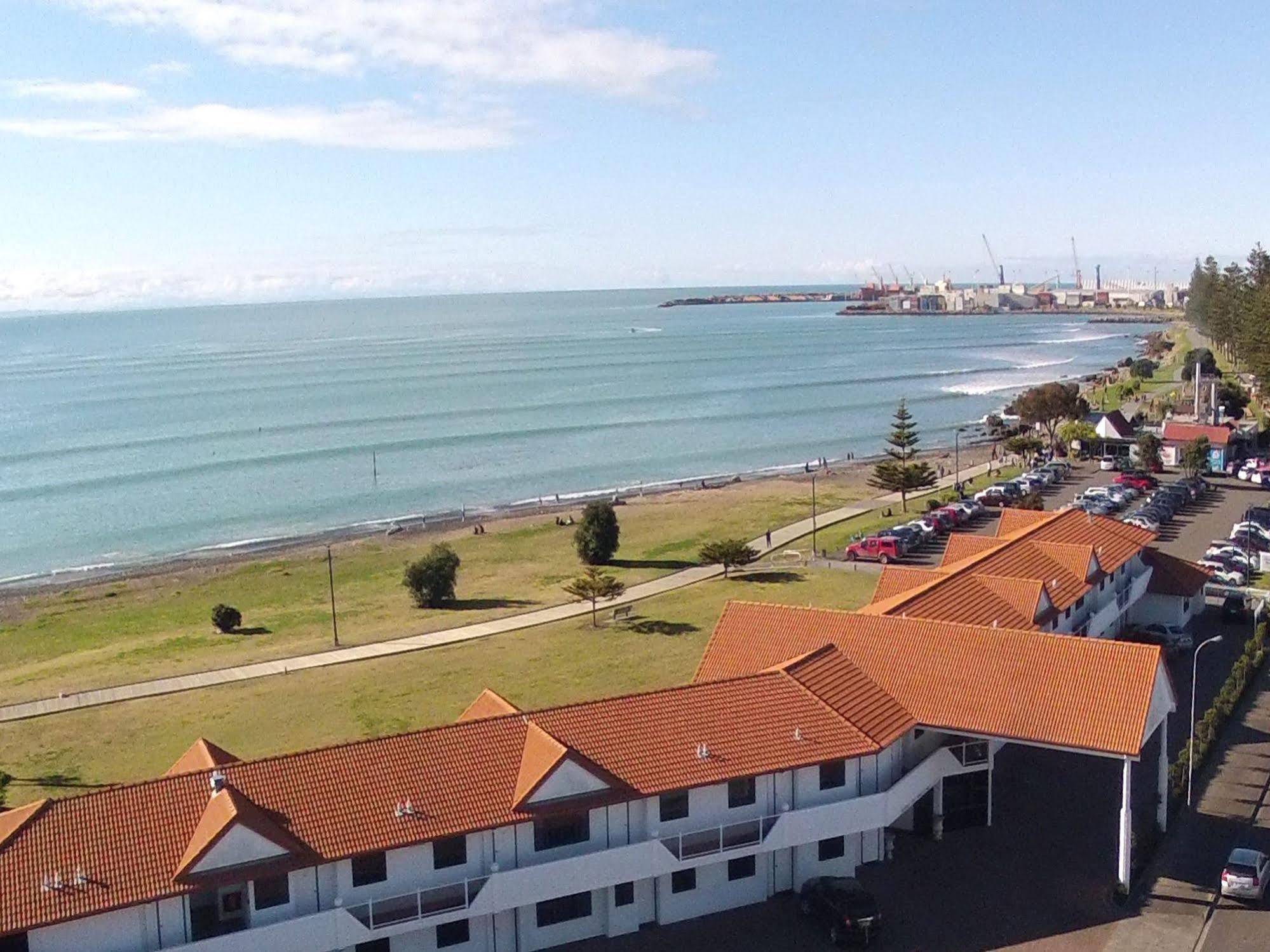 Harbour View Motel On Ahuriri Beach In Napier Nz With Sea View Suites Dış mekan fotoğraf